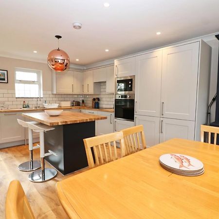 By The Beach Cottage, Dogs Welcome Saint Merryn Exterior foto